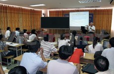 Int’l physics conference opens in Binh Dinh 